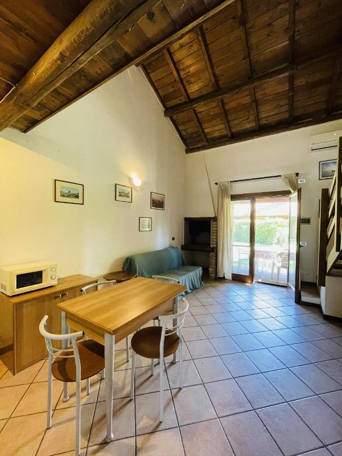 Borgo Del Nibbio Apartment Porto Levante Exterior photo