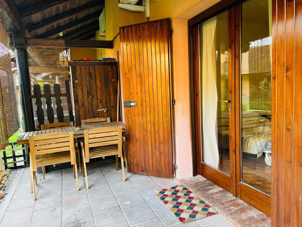 Borgo Del Nibbio Apartment Porto Levante Exterior photo